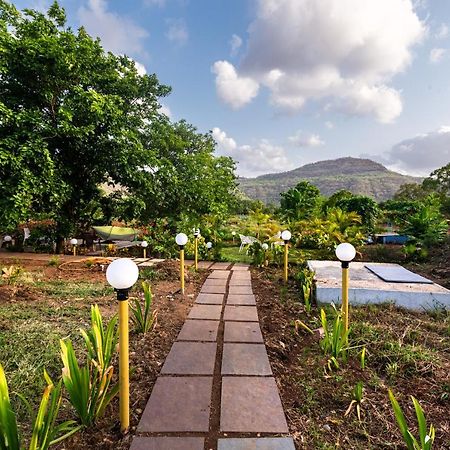 Saffronstays Vyom Farms Karjat Exteriör bild