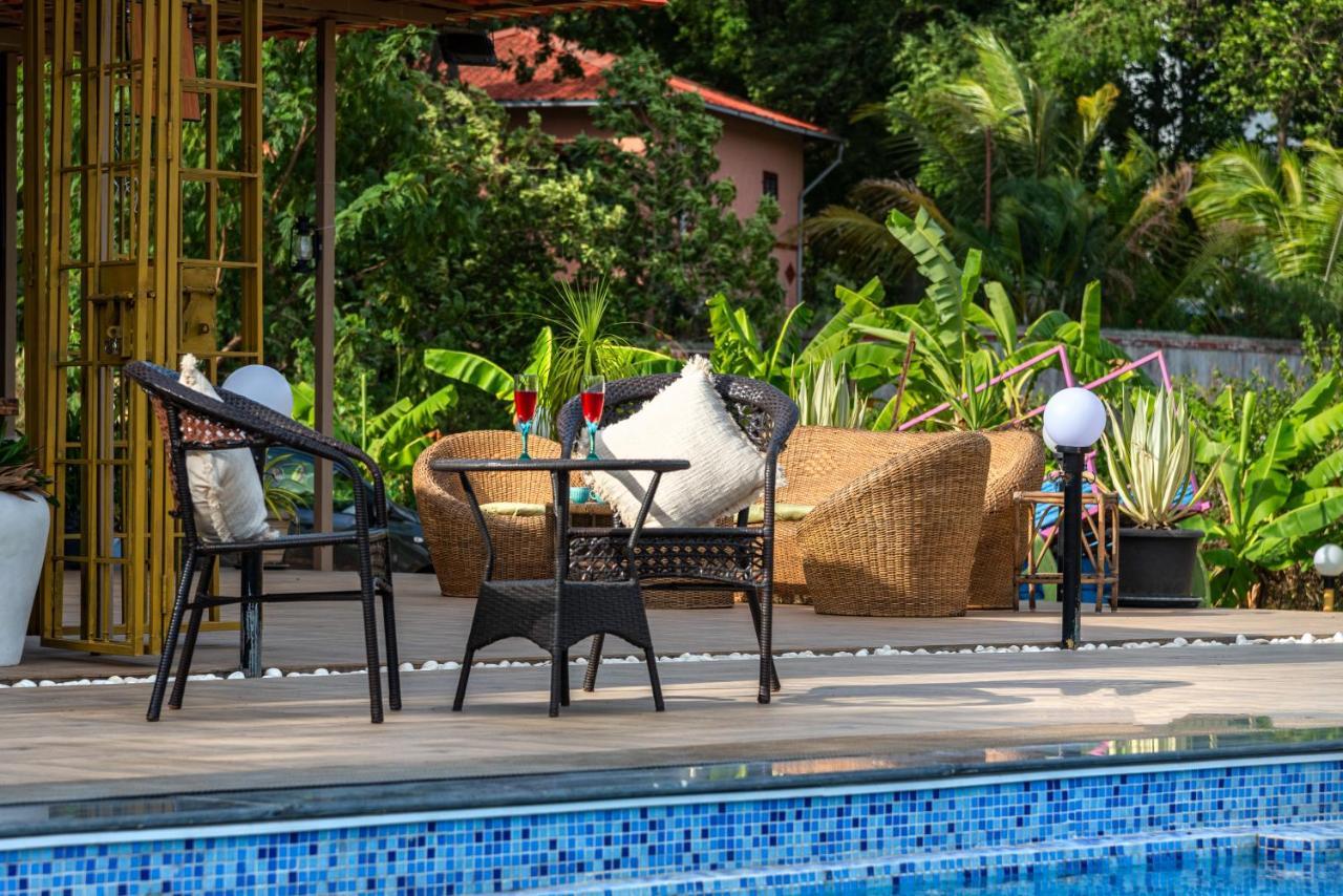 Saffronstays Vyom Farms Karjat Exteriör bild